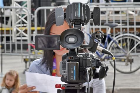 Kostenlose Bild Camcorder Kamera Journalismus Journalist Fernsehen