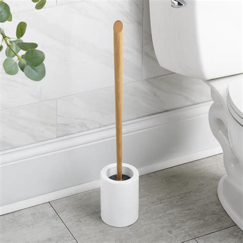 The Back Saving Long Handle Toilet Brush Hammacher Schlemmer