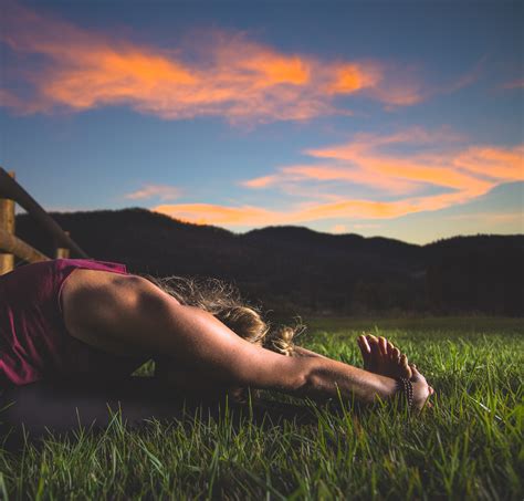Free Images Person Sky Girl Woman Sunrise Sunset Field Lawn Meadow Sunlight Morning