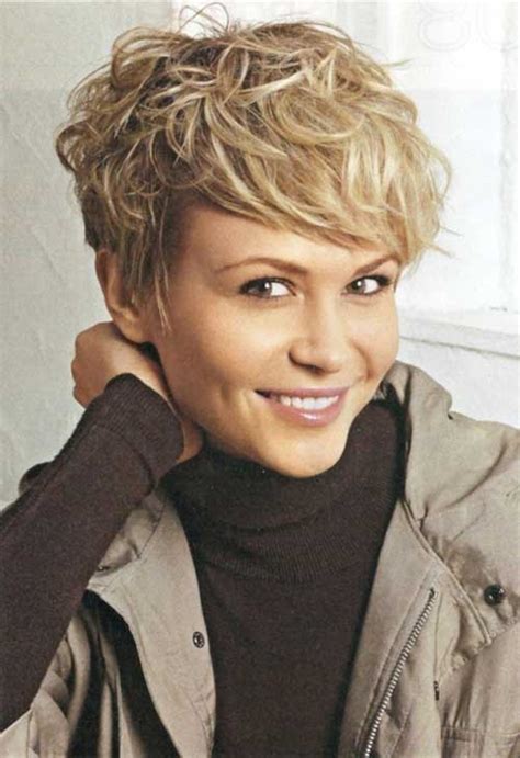 Lovely Wavy Curly Pixie Styles Short Hair PoP Haircuts