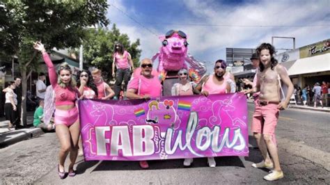 Best Gay Lesbian Bars In Fresno Lgbt Nightlife Guide Nightlife Lgbt