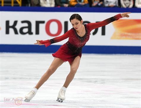 Evgenia Medvedeva Rus Female Athletes Figure Skater Russian