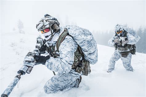 Us Soldiers Training For Mountain Warfare Hit By Avalanche