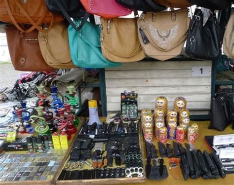 Tschechen markt nahe der grenze (bayern, tschechien, basar). Öffnungszeiten: Asia-Märkte | Tschechien Online