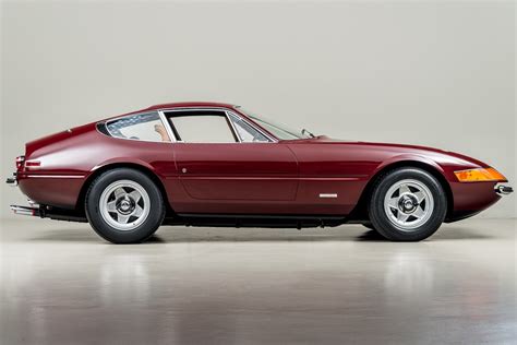 The ferrari gtb / 4 daytona was first shown in 1969. 1972 Ferrari 365 GTB/4 "Daytona" | Canepa
