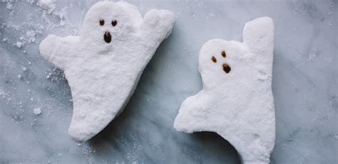 Fluffy Homemade Ghost Marshmallows With Just Five Ingredients