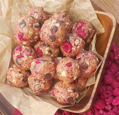 No Bake Raspberry Chocolate Protein Balls Recipe Healthy Protein Snacks Chocolate Protein