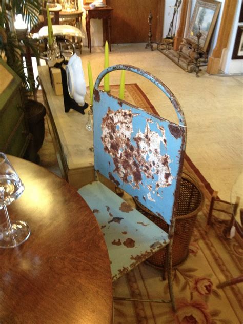 C Dianne Zweig Kitsch N Stuff Decorating With Rusty Vintage Chairs