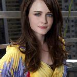 Alexis Bledel Net Worth Age Height Husband Profile Movies