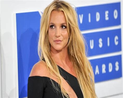 Britney Spears Asks Judge To Free Her From Conservatorship
