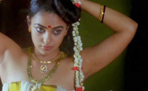 Actress Nithya Menon Stills Hd In Tamil Malayalam Telugu Top Hot