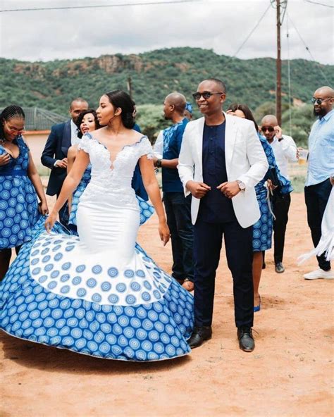 Seshoeshoe Traditional Wedding Dresses In 2021 African Bride Dress Sotho Traditional Dresses
