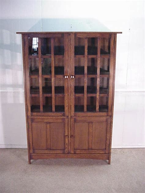 Mission Oak Arts And Crafts China Cabinet Haute Juice