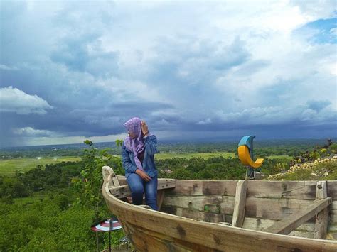 Jadi julukan tersebut disebabkan model bukit di kawasan itu. Lokasi dan Harga Tiket Masuk Bukit Bonsai Blitar, Wisata Ngehits Terbaru dari Kota Patria - Daka ...