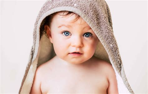Carefully designed baby bathtubs are sturdy and balanced to ensure that they don't tip over. Non-Toxic and Organic Baby Bathtime Products