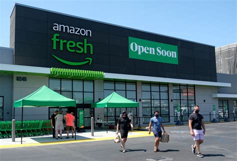 Amazon Estrena Primer Tienda De Supermercado Fresh Con Carritos