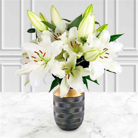 Large White Lily Bouquet Guaranteed Uk Delivery Post A Rose Flowers