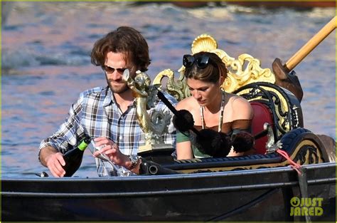 Jared Padalecki Goes For Romantic Gondola Ride In Venice With Wife Genevieve Photo 4592883