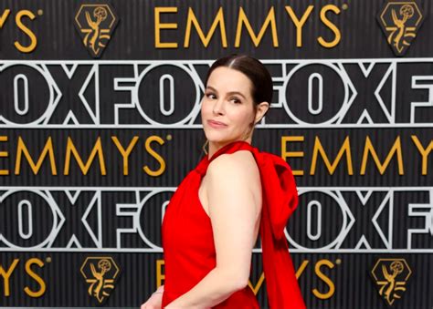 cda s emily hampshire attends the 2024 primetime emmy awards creative drive artists