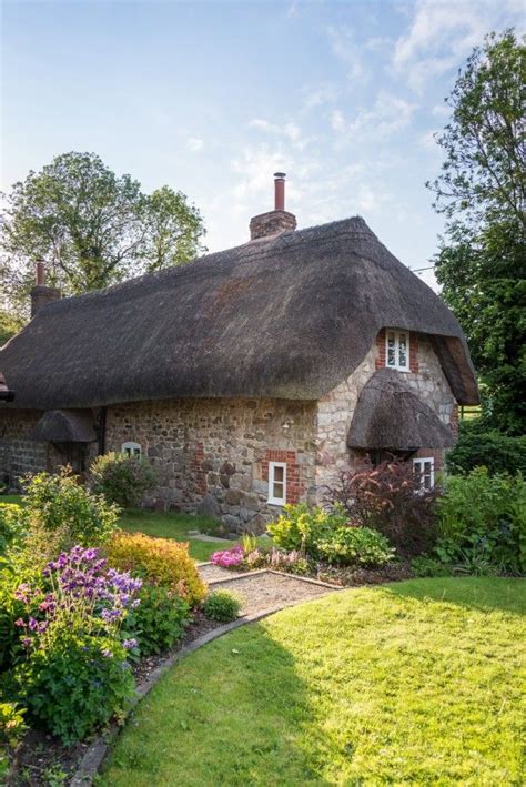 faerie door cottage luxury self catering breaks in wiltshire cottage breaks in wiltshire