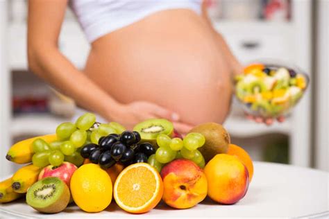 Make your own smoothie by blending fruit, milk and yogurt. 10 Tips for a Healthy Pregnancy - The Healthy Voyager