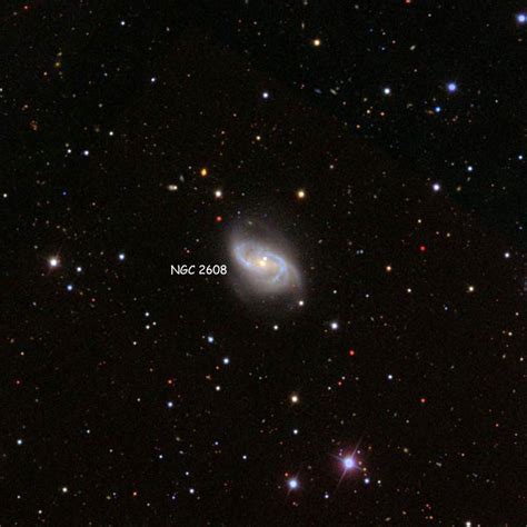 Ngc 2608 (olarak da bilinir arp 12 ) bir olduğunu çubuklu sarmal gökada 93 milyon bulunduğu ışık yılı uzakta takımyıldızı kanser (yengeç). New General Catalog Objects: NGC 2600 - 2649