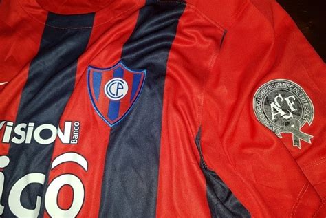 Junto ao titular, que já tinha vazado, surgiu imagens da camisa. Cerro Porteño homenageará a Chapecoense em sua camisa ...
