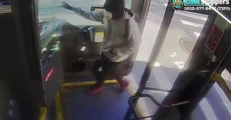 Bus Driver Pepper Sprayed On The Job In Washington Heights CBS New York