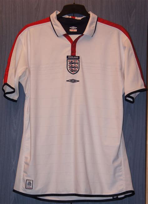 The world's biggest collection of football shirts worldwide shipping ⚽ shop at www.classicfootballshirts.co.uk. England Home football shirt 2003 - 2005. Added on 2013-05 ...