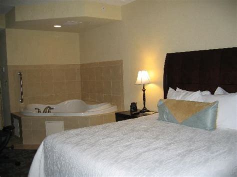 Clarksville (tn) hotels and places to stay. Whirlpool room - Picture of Hilton Garden Inn Clarksville ...