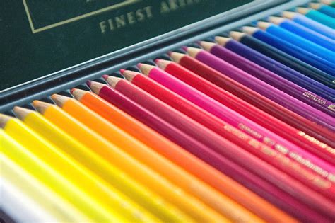 7 Best Colored Pencils (2021)