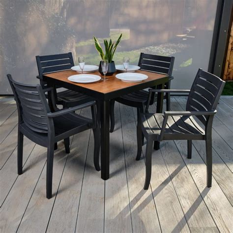 Outdoor Plastic Dining Chair Stackable And Easy Clean For Pubs