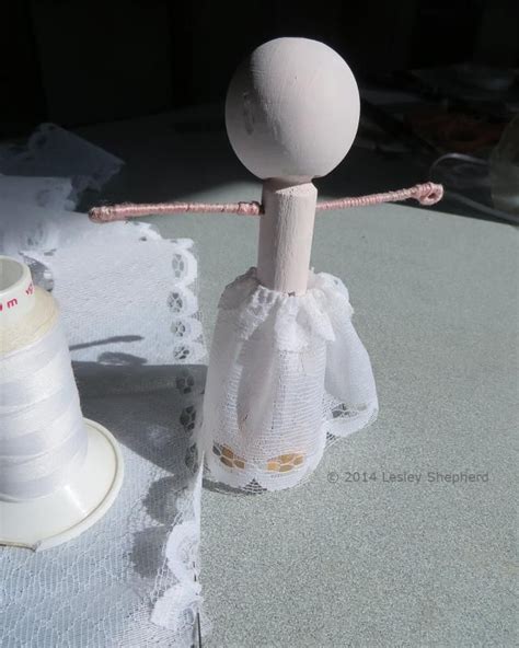 Learn How To Make And Dress Clothespin Dolls Clothes Pins Bride