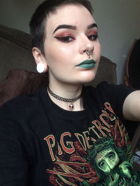 The best thing for me about being. non binary | Tumblr | Aesthetic fashion, Androgynous ...