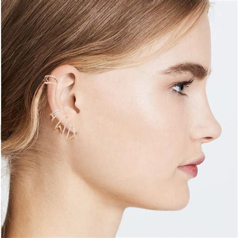 The 21 Best Earrings To Wear With Your Wedding Dress