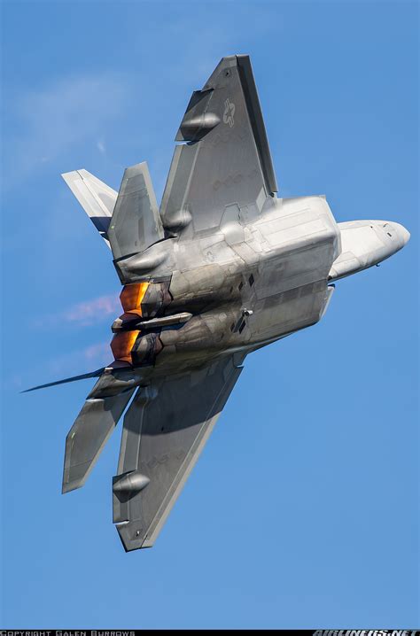 The result of the usaf's advanced tactical fighter program, the aircraft was designed primarily as an air superiority fighter. Lockheed Martin F-22A Raptor - USA - Air Force | Aviation ...