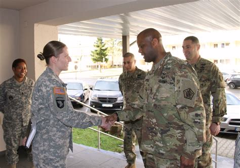 Usanato Soldiers Talk Policy With Hrc Senior Enlisted Advisor Article