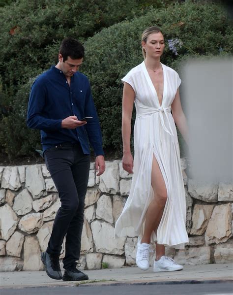 Karlie Kloss And Her Husband Joshua Kushner Out In Los Angeles 0711