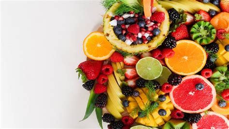 بشكل غير متوقع هذه الفاكهة تعوض الأنسولين وتخفض نسبة السكر في الدم