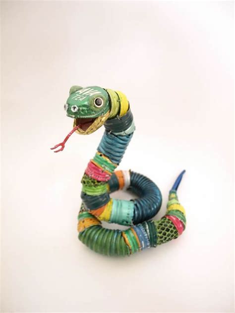 Esculturas De Animales Hechas De Material Reciclado Marcianos