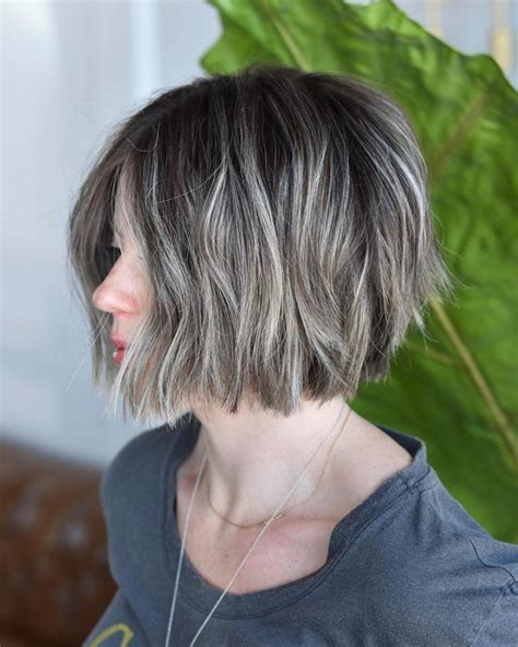 Chin Length Haircuts In Are In Irresistible Ways To Get It