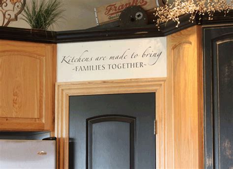 But when it comes to kitchen quotes, some of those sarcastic sayings are also the funniest. Art Wall Decor: Kitchen Wall Quotes | Kitchen Wallies ...