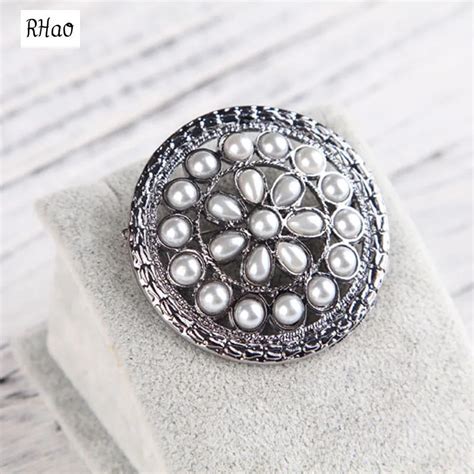 Rhao New Style Women Silver Brooches Small Pearl Brooch Pins For Women Wedding Bouquets Jewelry