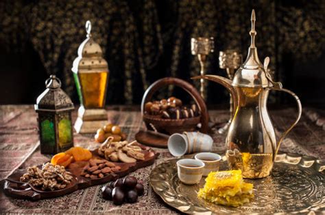 16300 Saudi Arabia Food Stock Photos Pictures And Royalty Free Images