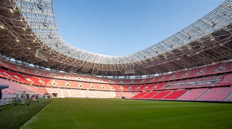It's a relatively new stadium, with construction beginning in 2016 and only ending towards the end of 2019, and it is. Sport és koncertek: világsztárok jönnek a Puskás Arénába ...