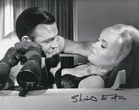 James Bond 007 Goldfinger Signed By Shirley Eaton Jill Masterson