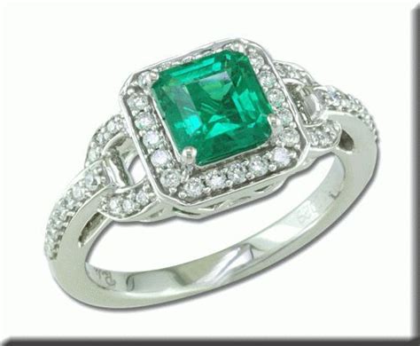 Trugrass emerald gold 12 ft. 18KW Brazilian Emerald/Diamond Ring | Emerald diamond ring ...