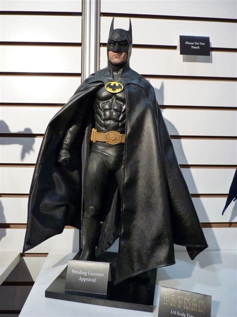 Adam West And Michael Keaton Batman 14 Scale Figures Revealed