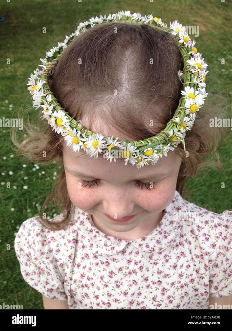 Girl Daisy Chain Hi Res Stock Photography And Images Alamy