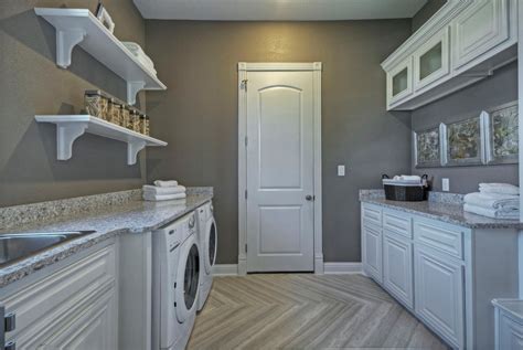 Color sets the mood for a home's interior and conveys how you want the space to feel. Laundry Rooms | Kinkaid Homes
